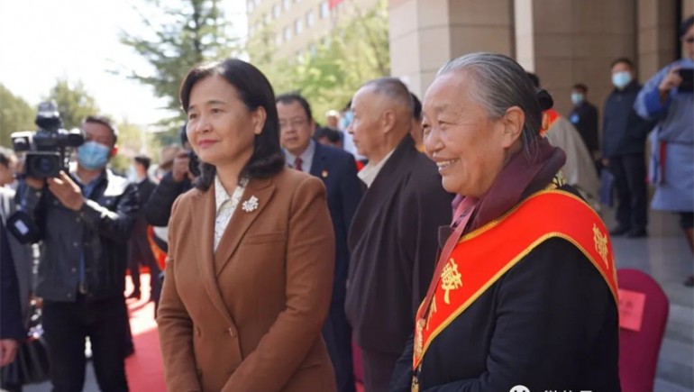 傳承精華，讓藏醫(yī)藥造福人民健康安全！
